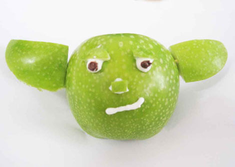 Apfel im Yoda-Design